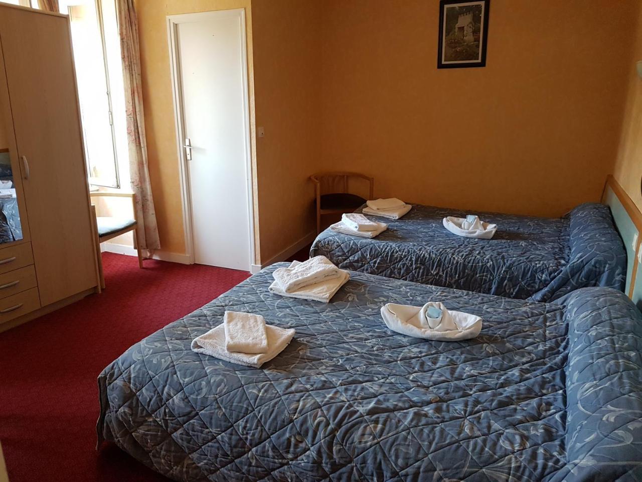 Hotel De La Gare Dol-de-Bretagne Ngoại thất bức ảnh